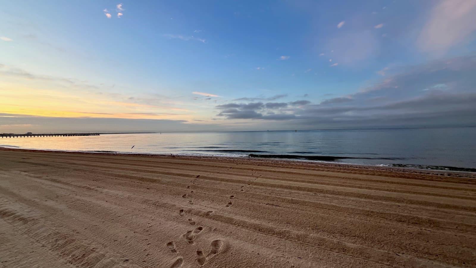 South Melbourne Beach on a bright day