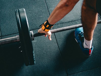 How to build endurance for swimming long&nbsp;distances